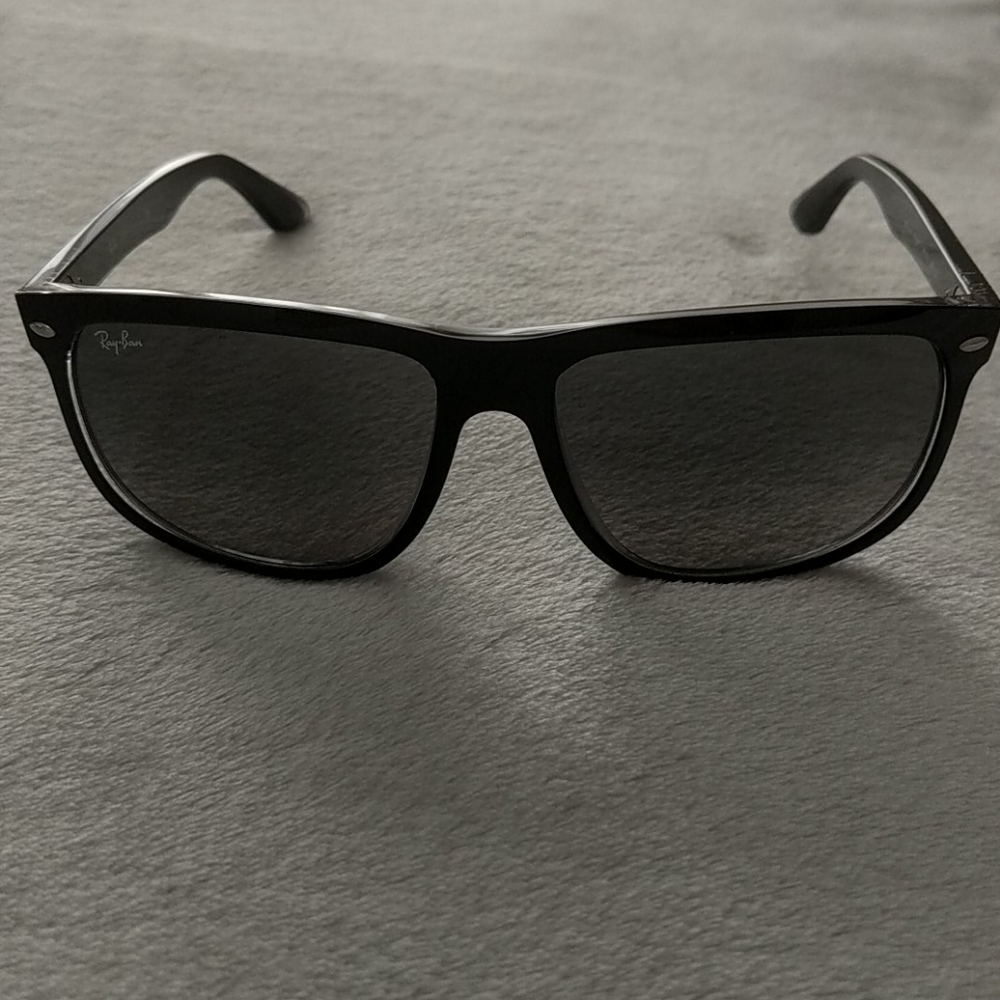 Ray-Ban Sunglasses
